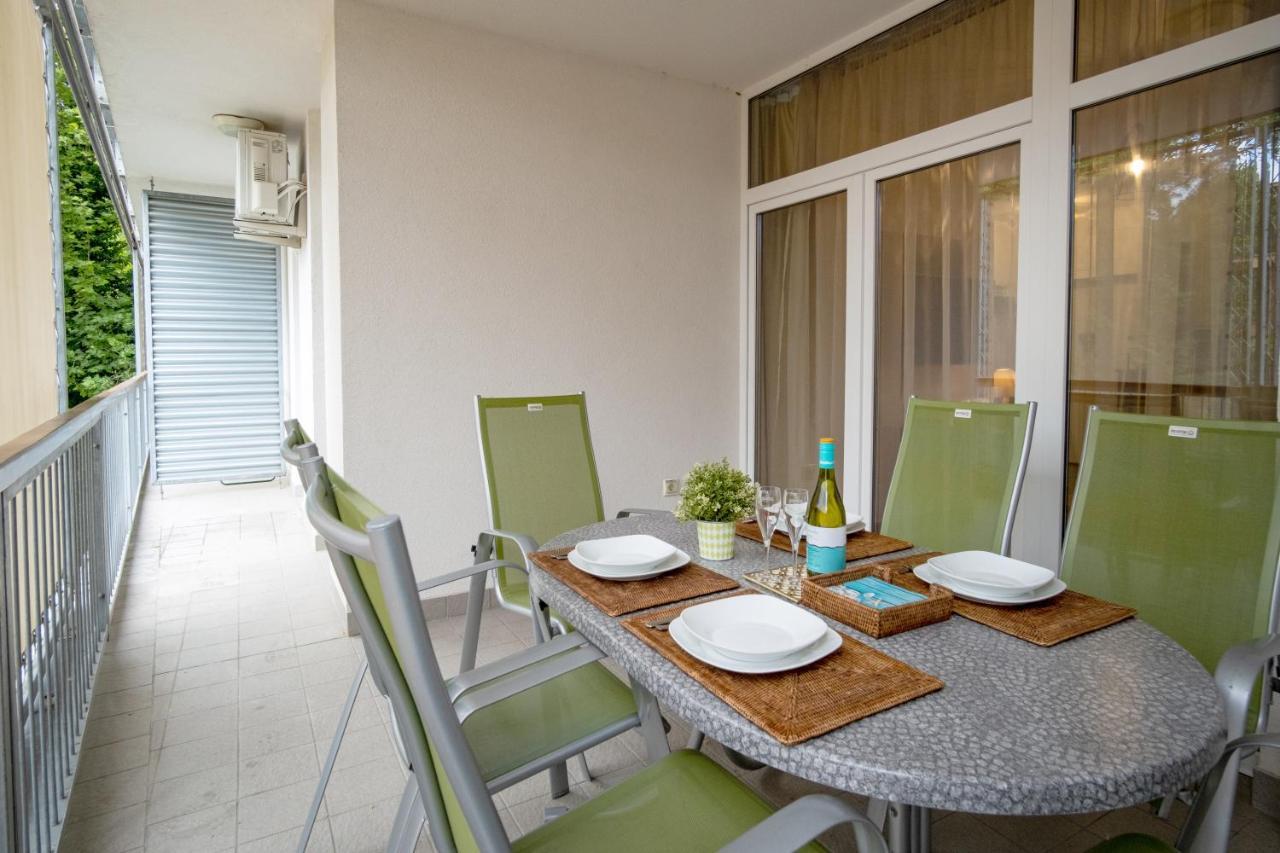 MF Villa Azúr Wellness Apartment Siófok Exterior foto